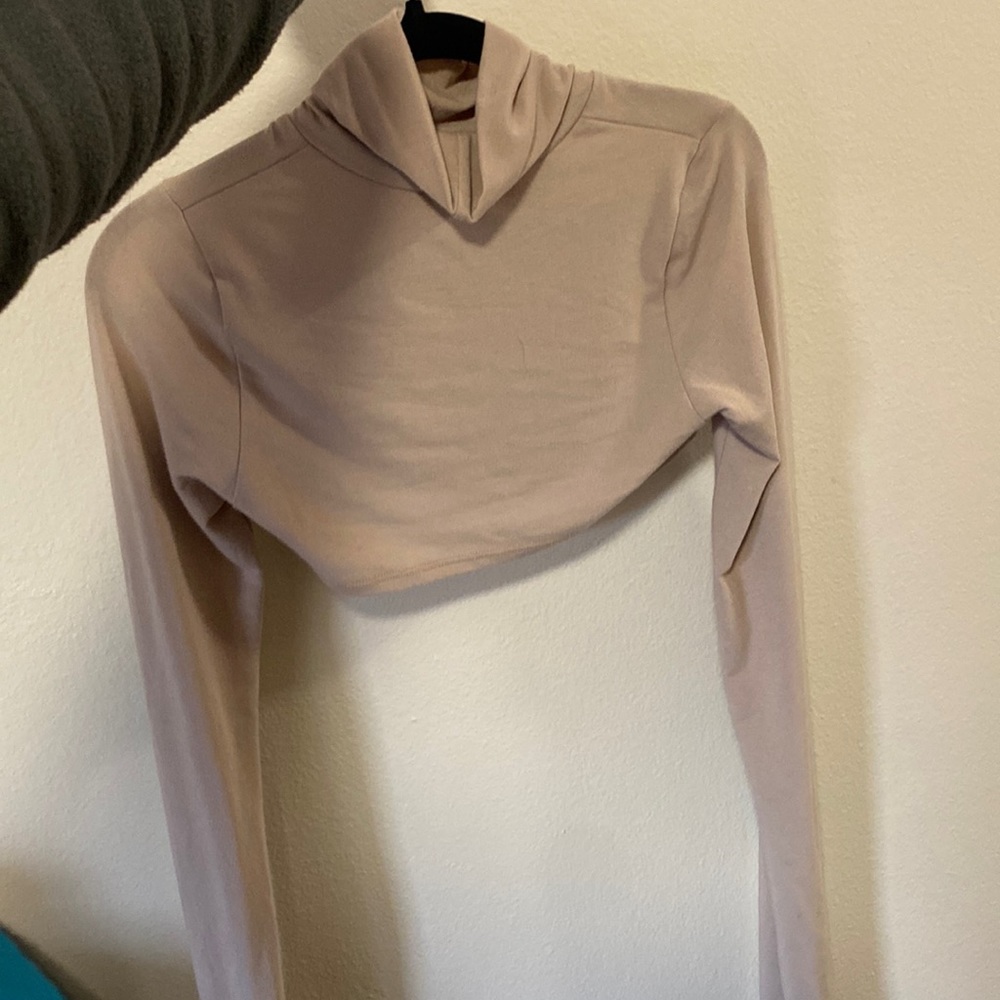 Laina rauma dance class turtleneck